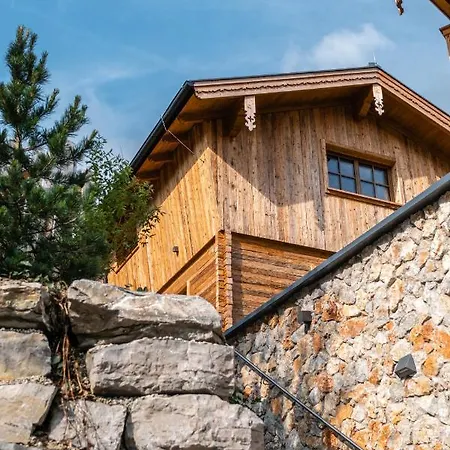 Natursinn Mountainchalets Aparthotel