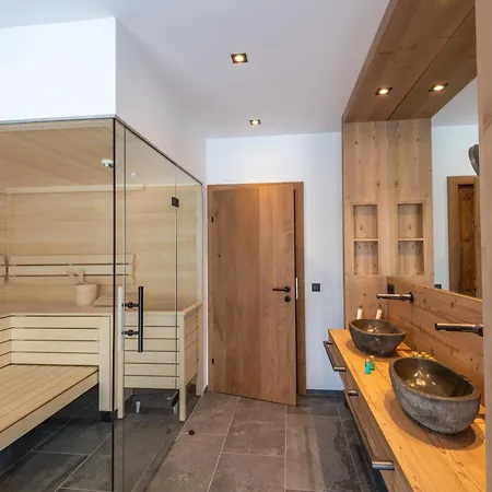 Natursinn Mountainchalets Aparthotel Flachau