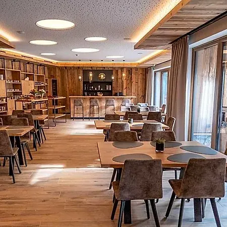 Natursinn Mountainchalets Aparthotel